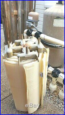 Hayward DE6020 Manifold and 60 Sq Ft Replacement DE Filter Grids Good Condition
